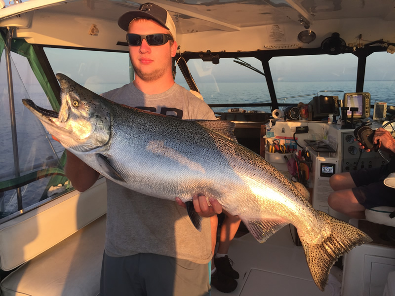 Lake-Ontario-Fishing-Charter