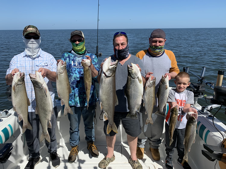 Lake-Ontario-Fishing-Charter