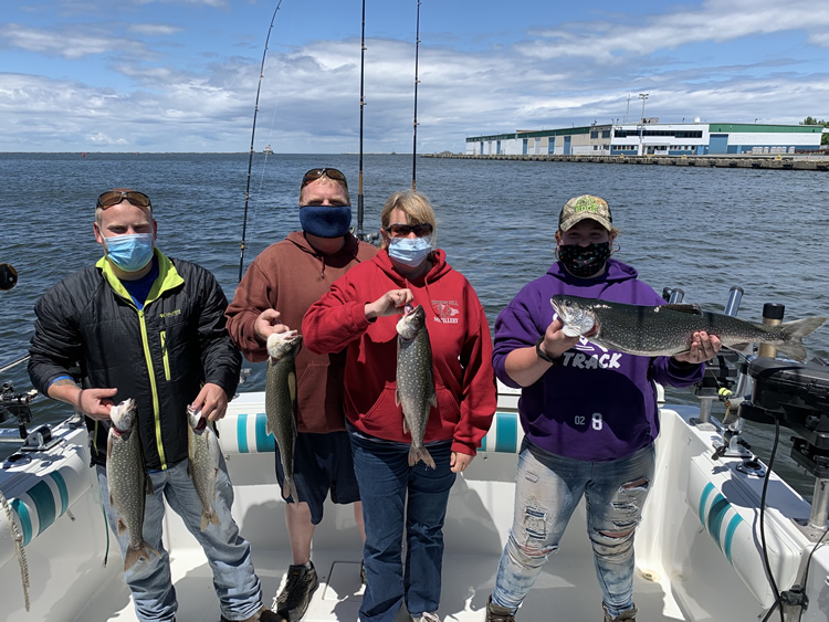 Lake-Ontario-Fishing-Charter