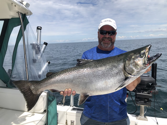 Lake-Ontario-Fishing-Charter